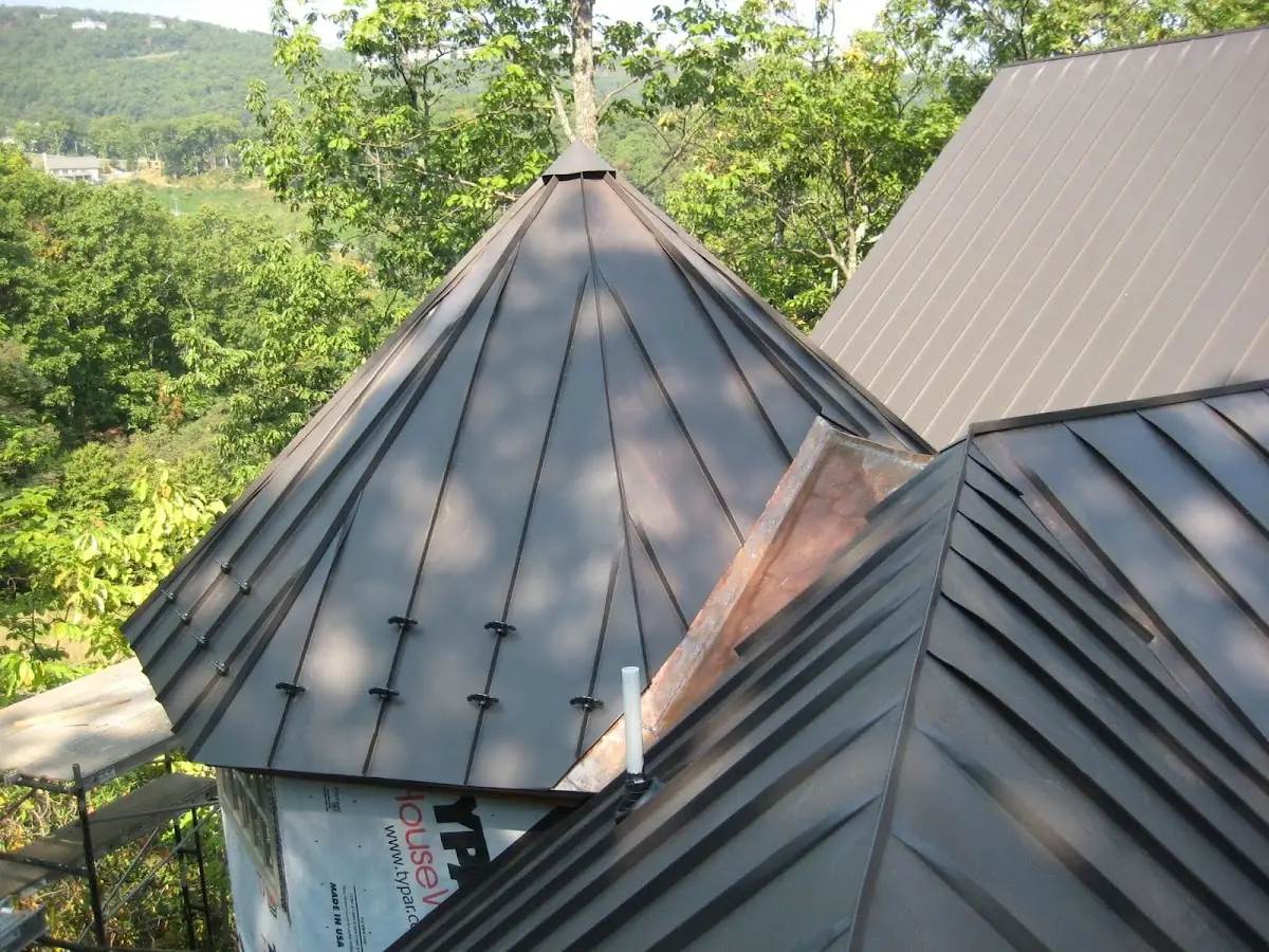 Professional Gutter Cleaning by Craftsman Roofing in Belmont Heights
